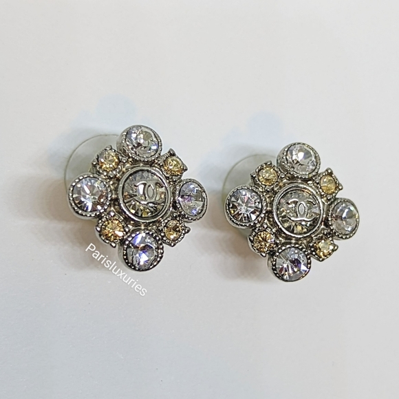 CHANEL Cluster Argyle Champagne Diamond Square Pierced Earrings - Picture 8 of 14